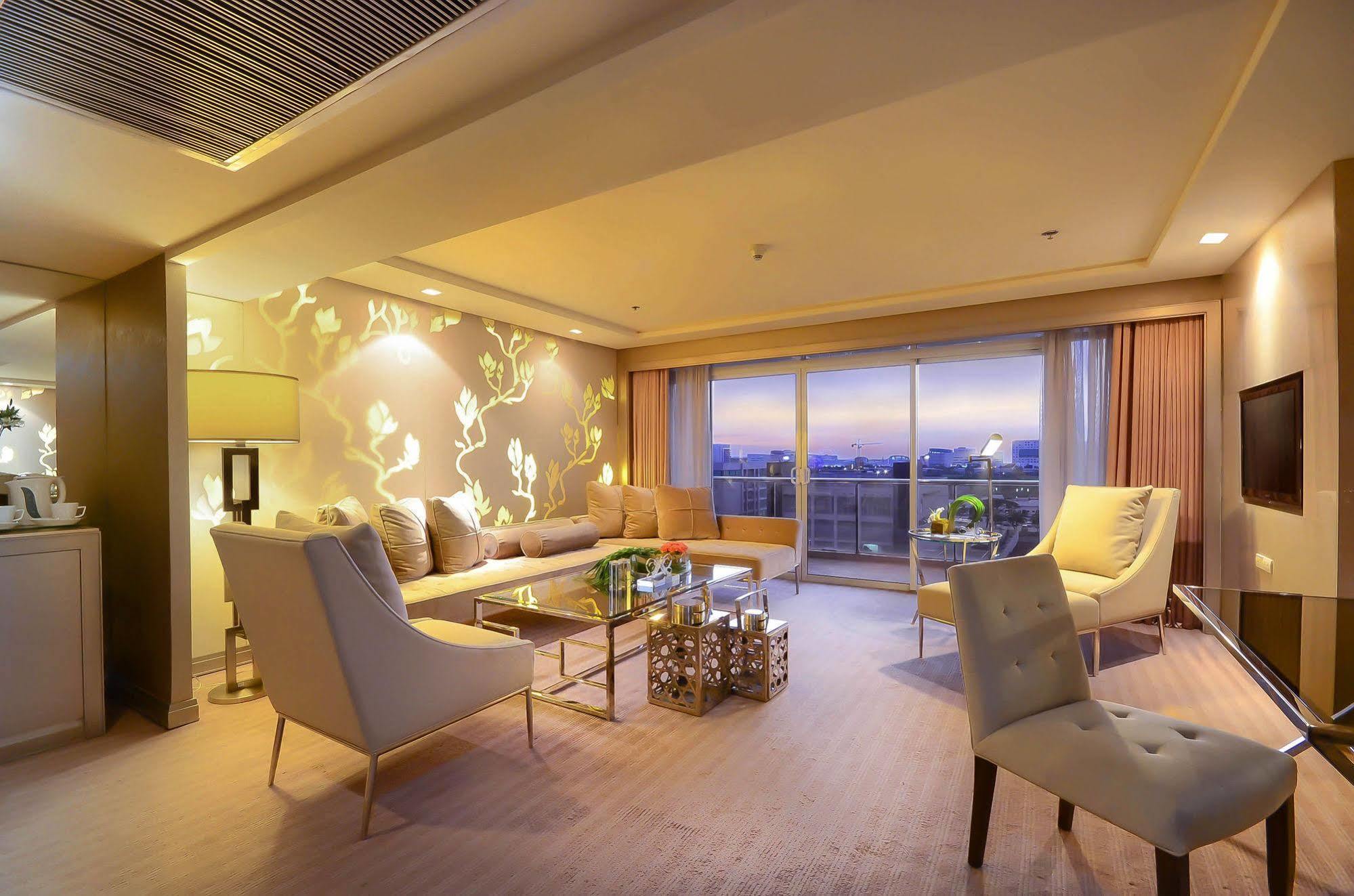 Midas Hotel And Casino Pasay Ngoại thất bức ảnh